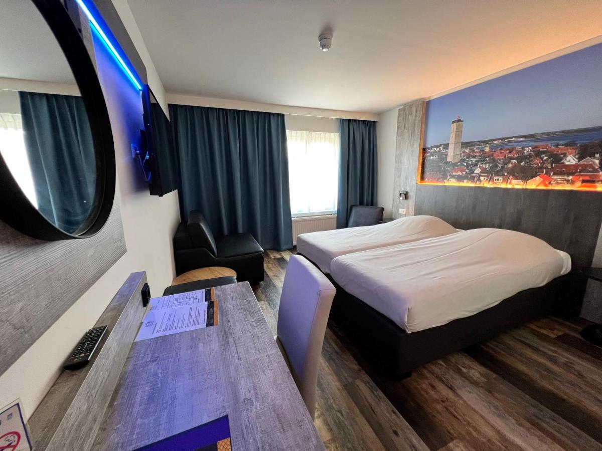 Hotel Nap West-Terschelling Ngoại thất bức ảnh